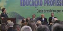 Dilma em evento do Pronatec: promessas de mais 12 milhões de vagas  Foto: Dilma em evento Pronatec (Ag Brasil)