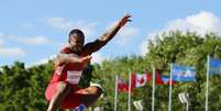 Marquise Goodwin conquista prata no salto em distância  Foto: Al Bello / Getty Images