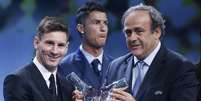 Messi superou Cristiano Ronaldo, campeão do prêmio na última temporada  Foto: Guillaume Horcajuelo / EFE