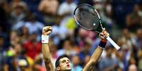 Este é nono ano consecutivo em que o tenista sérvio fica entre os quatro melhores do US Open  Foto: Getty Images