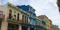Possível trajeto de Francisco em Havana teve buracos tapados, vazamentos consertados e prédios pintados  Foto: João Fellet/BBC Brasil