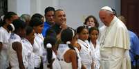 Papa Francisco durante visita ao santuário de Nossa Senhora da Caridade do Cobre  Foto: TONY GENTILE/POOL / EFE