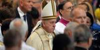 Na opinião de ativistas, papa Francisco deveria ser mais enfático sobre casos de pedofilia na Igreja  Foto:  Maurizio Brambatti/EPA)