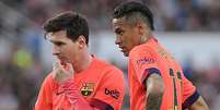 Messi e Neymar no famoso momento "quem vai?"  Foto: Cristina Quicler / AFP