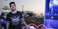 Caio Castro curtiu o 4º dia de Rock in Rio  Foto: AgNews