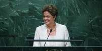 Dilma Rousseff é acusada de conhecer esquema de corrupção e se beneficiar com recursos para sua campanha   Foto: Getty Images