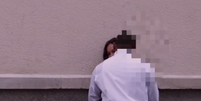 Homem tenta abusar de atriz que fingia estar bêbada  Foto: Reprodução