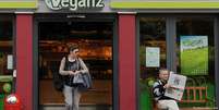 Vegans é o primeiro supermercado exclusivamente vegano da Alemanha  Foto: Deutsche Welle