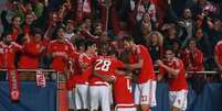 Luisão comemora gol do Benfica na Liga dos Campeões  Foto: Divulgação