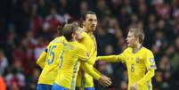 Ibrahimovic marcou os dois gols da Suécia em Copenhague  Foto: Alex Livesey / Getty Images