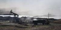 Bombardeios aéreos dos EUA destruíram 283 caminhões-tanque do Estado Islâmico  Foto: Getty Images