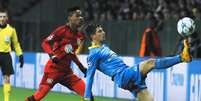 Leverkusen, do brasileiro Wendell (esq.), empatou com BATE por 1 a 1  Foto: Oleg Nikishin / Getty Images
