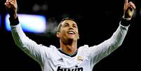 Boatos sobre transferência de Cristiano Ronaldo para o PSG aumentam cada vez mais no mundo do futebol  Foto: Lance!