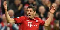 Lewandowski pode ser o substituto de Benzema no Real Madrid  Foto: Lance!