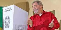 Ex-presidente Lula após votar em São Bernardo do Campo nas eleições presidenciais de 2014  Foto: Ricardo Stuckert/Instituto Lula/Fotos Públicas / O Financista