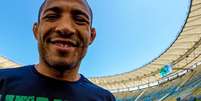 Brasileiro chama irlandês de apenas 'bom lutador' e confia que irá recuperar o cinturão  Foto: Getty Images