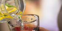 Bebida é aliada da dieta para emagrecer e limpar o organismo.  Foto: iStock/Getty Images / Vivo Mais Saudável