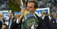 Massimiliano Allegri conquistou seu bicampeonato italiano com a Juventus  Foto: Valerio Pennicino / Getty Images