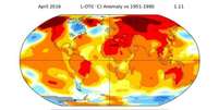 As regiões em vermelho mostram os locais onde a temperatura subiu mais no mês passado  Foto: BBC News Brasil