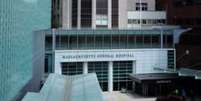 Cirurgia, realizada em Massachusetts, foi primeira do tipo nos EUA  Foto: Hospital Geral de Massachusetts / BBC News Brasil