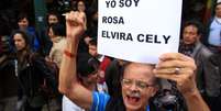 Colombianos protestam contra decisão de Prefeitura que culpou Rosa Elvira Cely por seu próprio assassinato   Foto: BBC Brasil