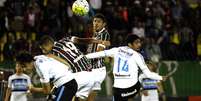 Lance de ataque do Fluminense sobre a defesa do Grêmio  Foto: Nelson Perez/Fluminense