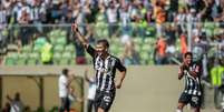 Leandro Donizete faz gol na partida entre Atlético-MG e Ponte Preta  Foto: Igor Ribeiro/Framephoto/Gazeta Press