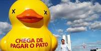 Campanha contra "pagar o pato" pressionou que governo interino evitasse criação de novos impostos  Foto: Ayrton Vignola/FIESP