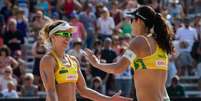 
                        
                        
                    Gstaad do Circuito Mundial de vôlei de praia - Larissa/Talita x Walsh/Ross (Foto: Divulgação/FIVB)  Foto: Lance!