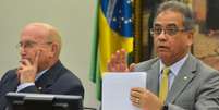 O  parecer  de  Ronaldo  Fonseca  foi  lido  na  CCJ na quarta-feira passada   Foto: Agência Brasil