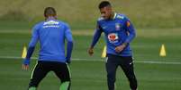 Neymar, jogador da Seleção Brasileira Olímpica de futebol, durante treino na Granja Comary  Foto: Gazeta Press