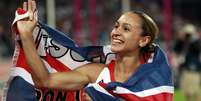 Britânica Jessica Ennis comemora medalha de ouro no heptatlo na Olimpíada de Londres  Foto: PA / BBC News Brasil