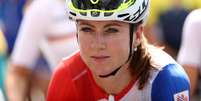 A ciclista holandesa Annemiek Van Vleuten sofreu um acidente nesse domingo, no Rio  Foto: Getty Images