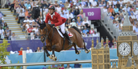 O su&iacute;&ccedil;o Steve Guerdat ganha a medalha de ouro individual para a Su&iacute;&ccedil;a nos Jogos Ol&iacute;mpicos de Londres em 2012  Foto: FEI /Kit Houghton
