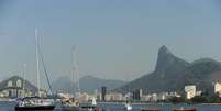 Poluição da Baía de Guanabara, onde ocorreram competições de vela, recebeu cobertura negativa pela imprensa  Foto: Fernando Frazão/ Agência Brasil