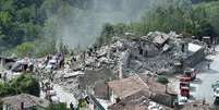 Imagem mostra destruição em Pescara del Tronto após terremoto de magnitude 6,2  Foto: Getty Images