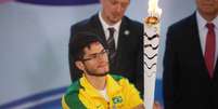 Yohansson Nascimento acendeu a tocha em Brasília(Foto: Roberto Castro/ brasil2016.gov.br)  Foto: Lance!