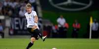 Schweinsteiger se despediu da seleção da Alemanha na última quarta-feira (Foto: PATRIK STOLLARZ/AFP)  Foto: Lance!