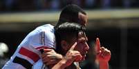 Chavez comemora o gol que abriu o placar para o São Paulo (Foto:Maurício Rummens/Lancepress!)  Foto: Lance!