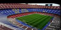 Camp Nou tem a frase em sua arquibancada (Foto: Divulgação)  Foto: Lance!