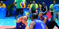 Brasil bateu a Alemanha de virada e avançou para a fase semifinal do vôlei sentado masculino  Foto: Divulgação/Rio 2016