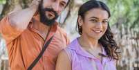 Beatriz (Dira Paes) e Bento (Irandhir Santos) vão dar ao filho o nome de Martim (Lee Taylor), no final da novela 'Velho Chico', em 30 de setembro de 2016  Foto: Caiuá Franco / TV Globo / PurePeople