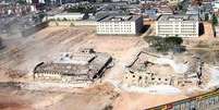 Após 46 anos de funcionamento, o Carandiru começou a ser demolida em 2002  Foto: Agência Brasil