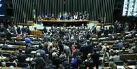 C&acirc;mara dos Deputados reunida para vota&ccedil;&atilde;o da PEC dos Gastos P&uacute;blicos  Foto: Ag&ecirc;ncia Brasil
