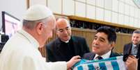 Papa Francisco e Maradona (Foto: AFP)  Foto: Lance!