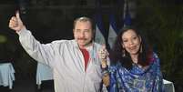 Daniel Ortega e sua mulher, Rosario Murillo  Foto: EFE