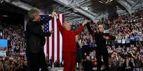 Hillary recebeu o apoio de vários artistas durante sua campanha, como Bon Jovi e Lady Gaga  Foto: Getty Images