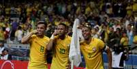 Neymar comemora seu gol  Foto: Gazeta Press