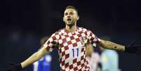 Brozovic fez os dois gols da vitória da Croácia sobre a Islândia (Foto: STR / AFP)  Foto: Lance!