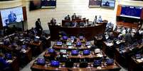 Senado colombiano referendou o acordo de paz com 75 votos a favor e nenhum contra.  Foto: EFE